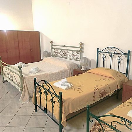 Palazzo Barone Muzio Apartment Palermo Bagian luar foto